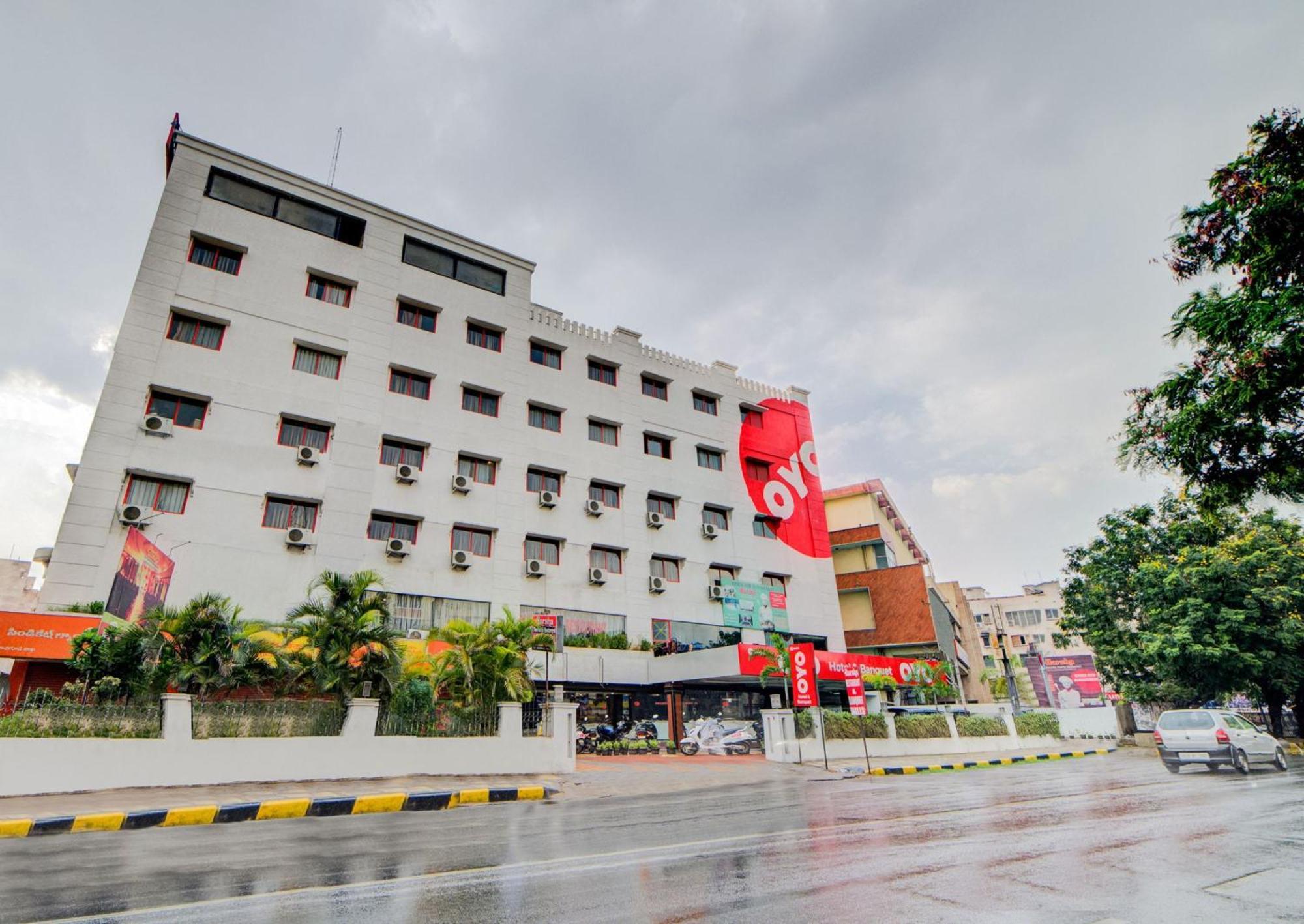 Hotel O Kachiguda Railway Station Hyderabad Exterior photo